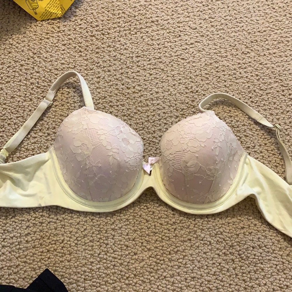 Victoria Secret Baby Yellow Bra